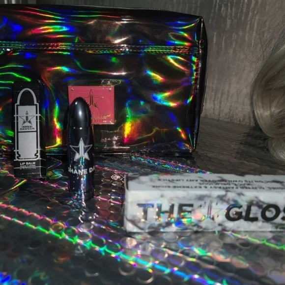 Jefree star make up bundle plus wig. - Picture 7 of 10